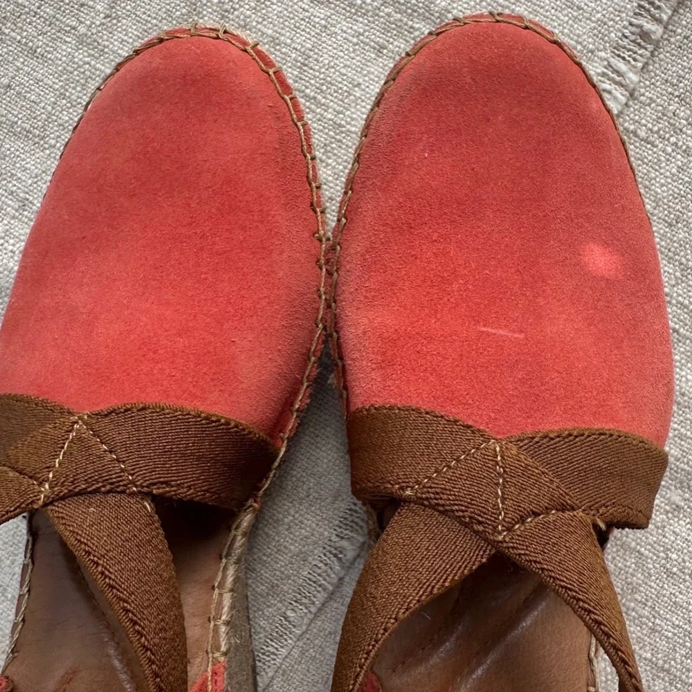 Born Drilles Burnt Orange Suede Espadrille Wedge Sandals Brown Elastic Straps 9